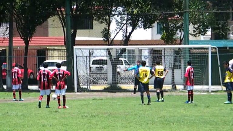 Por No Pagar Cobro de Piso por Jugar Futbol, Matan a 11